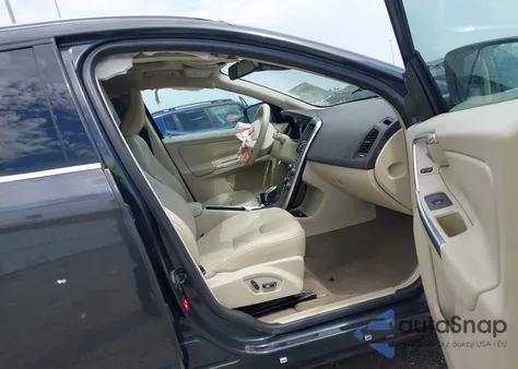 2013 Volvo Xc60 3.2/3.2 Platinum/3.2 Premier/3.2 Premier Plus из США, поврежденный, VIN YV4952DL1D2390283